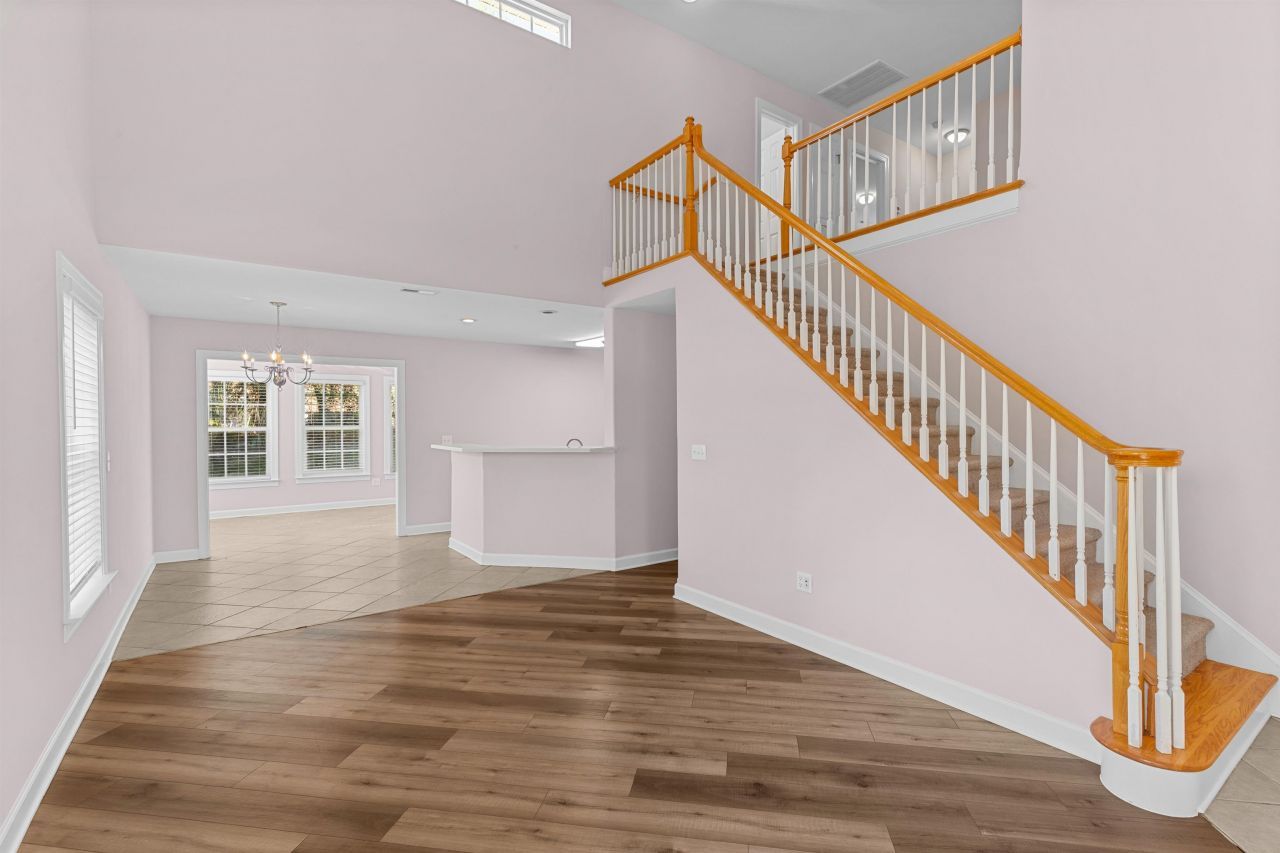 104 Molinia Dr. Photo 8