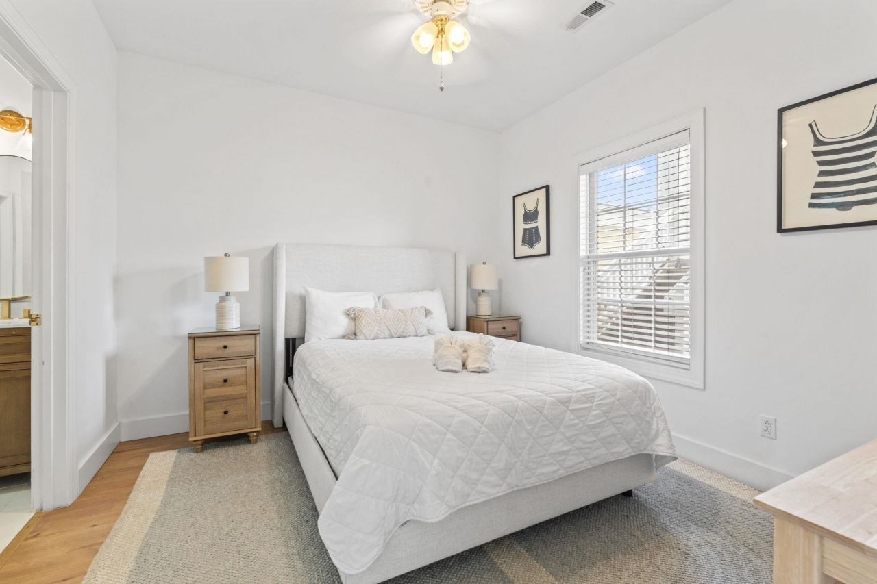 4881 Dahlia Ct. Photo 11