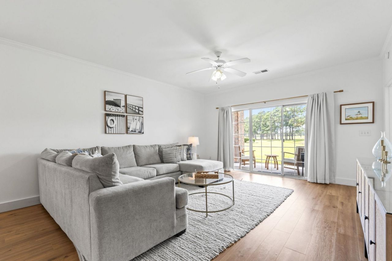 4881 Dahlia Ct. Photo 17