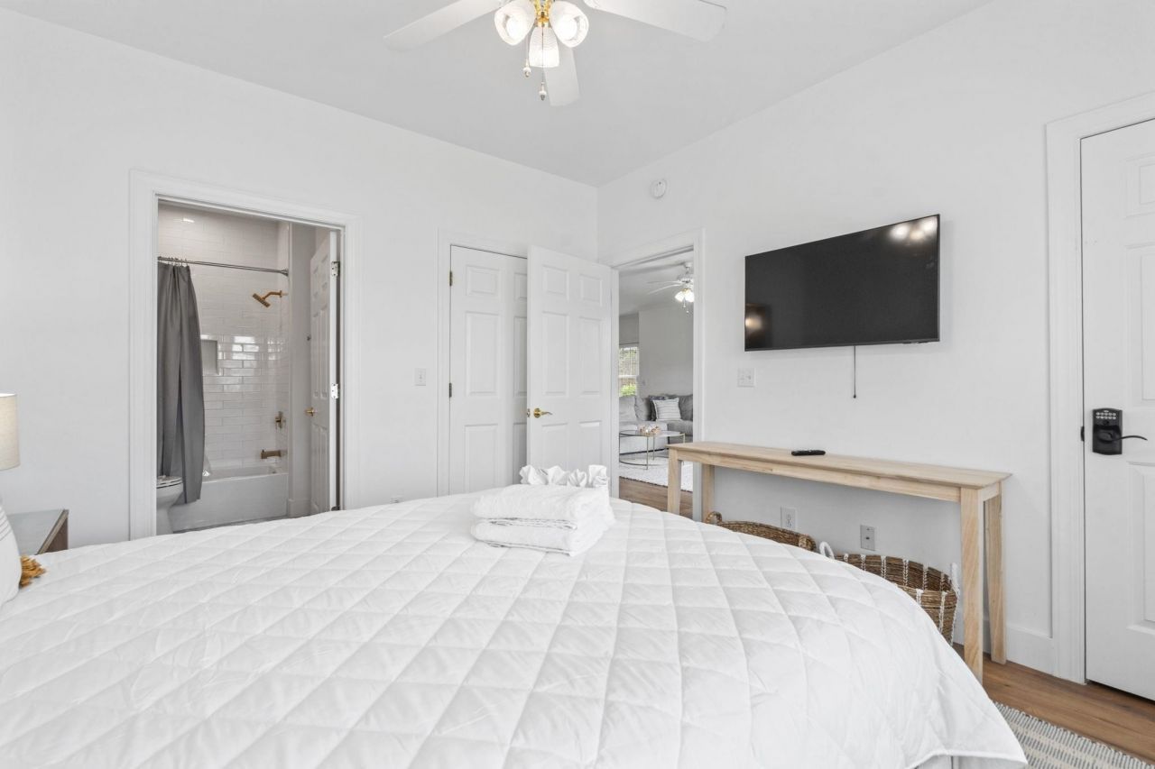 4881 Dahlia Ct. Photo 22