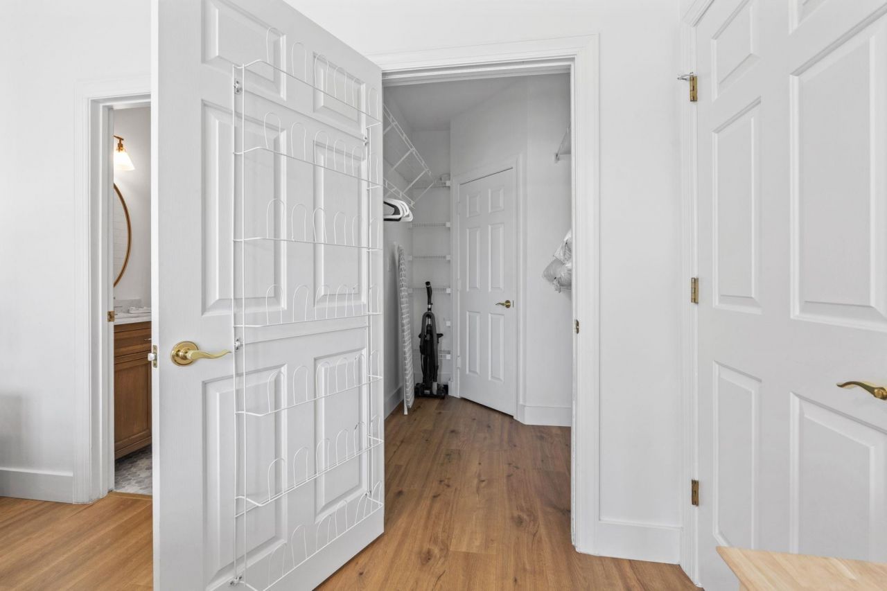 4881 Dahlia Ct. Photo 25