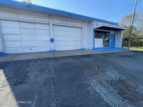 100 Bobby Rush Boulevard, Jackson, MS 39209