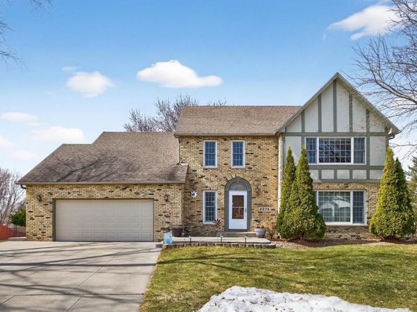 4236 Stoneham Lane NW, Rochester, MN 55901