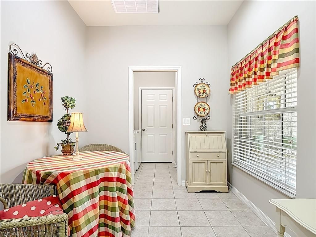 20950 Calle Cristal Ln, Unit 5, North Fort Myers, FL 33917 Photo