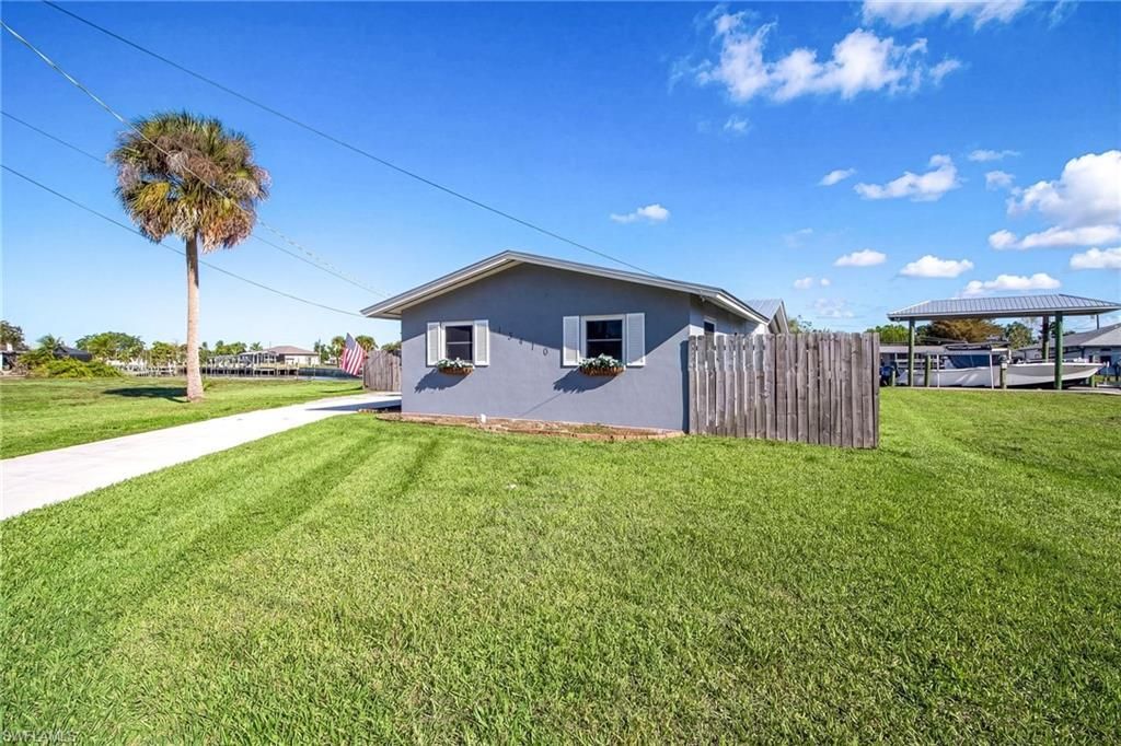 13470 Caribbean Blvd, Fort Myers, FL 33905 Photo