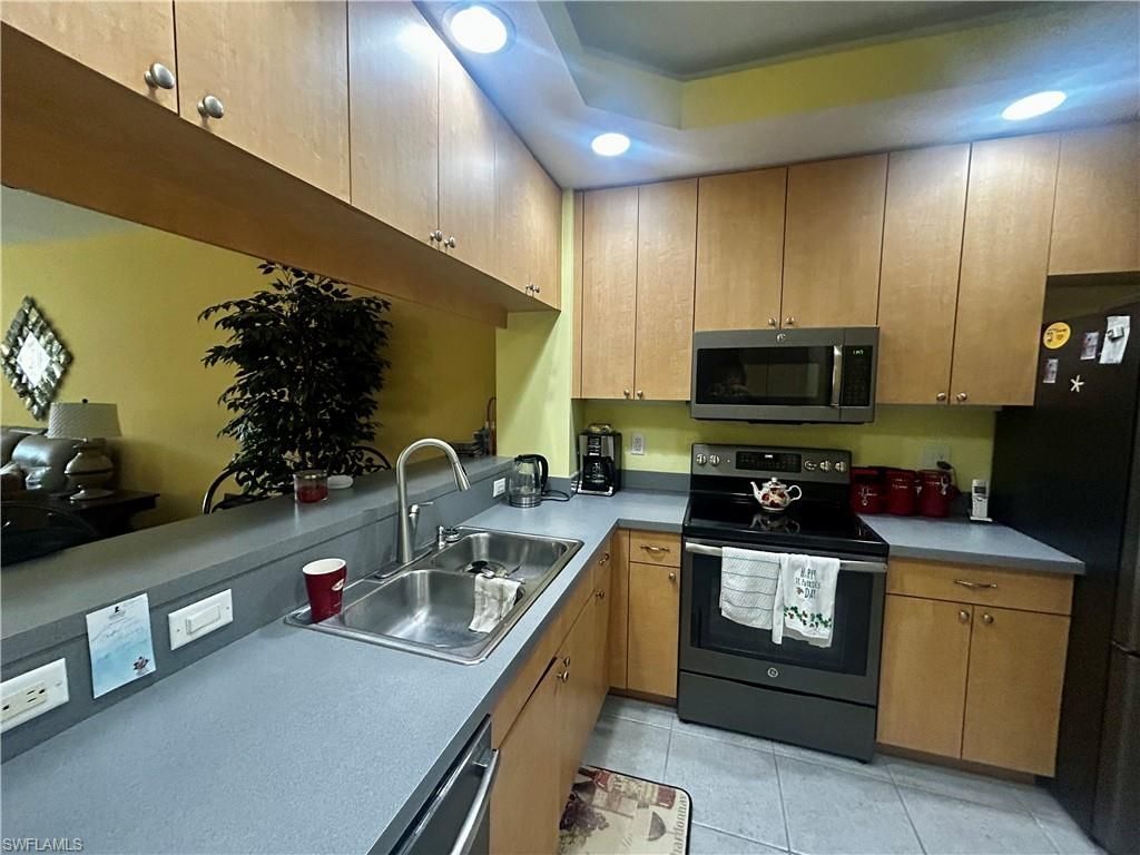 1121 Van Loon Commons Cir, Unit 204, Cape Coral, FL 33909 Photo