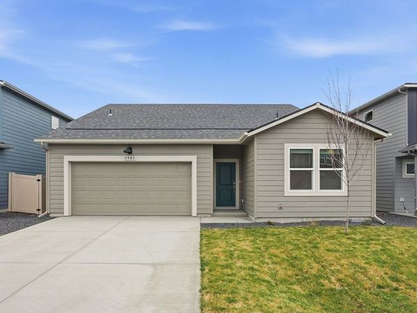 3671 S McCabe Ln, Spokane, WA 99206