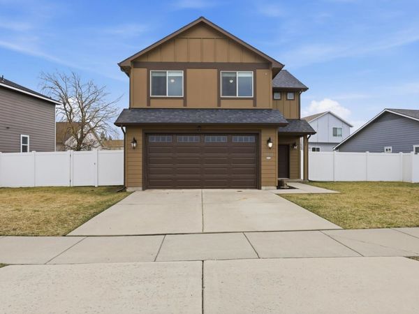 13507 W 10th Ave, Airway Heights, WA 99001