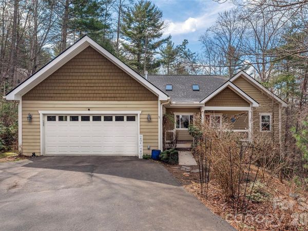 3 Pathwood Lane, Weaverville, NC 28787