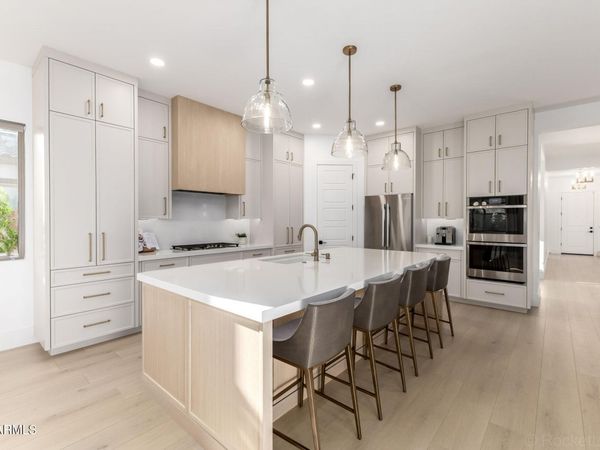 4423 W PARK VIEW Lane, Glendale, AZ 85310