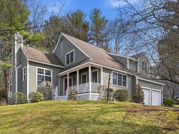 11 Longmeadow Way, Acton, MA 01720