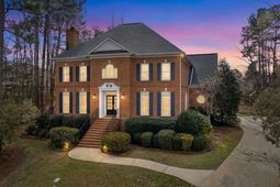 3 Aderley Court  photo 4