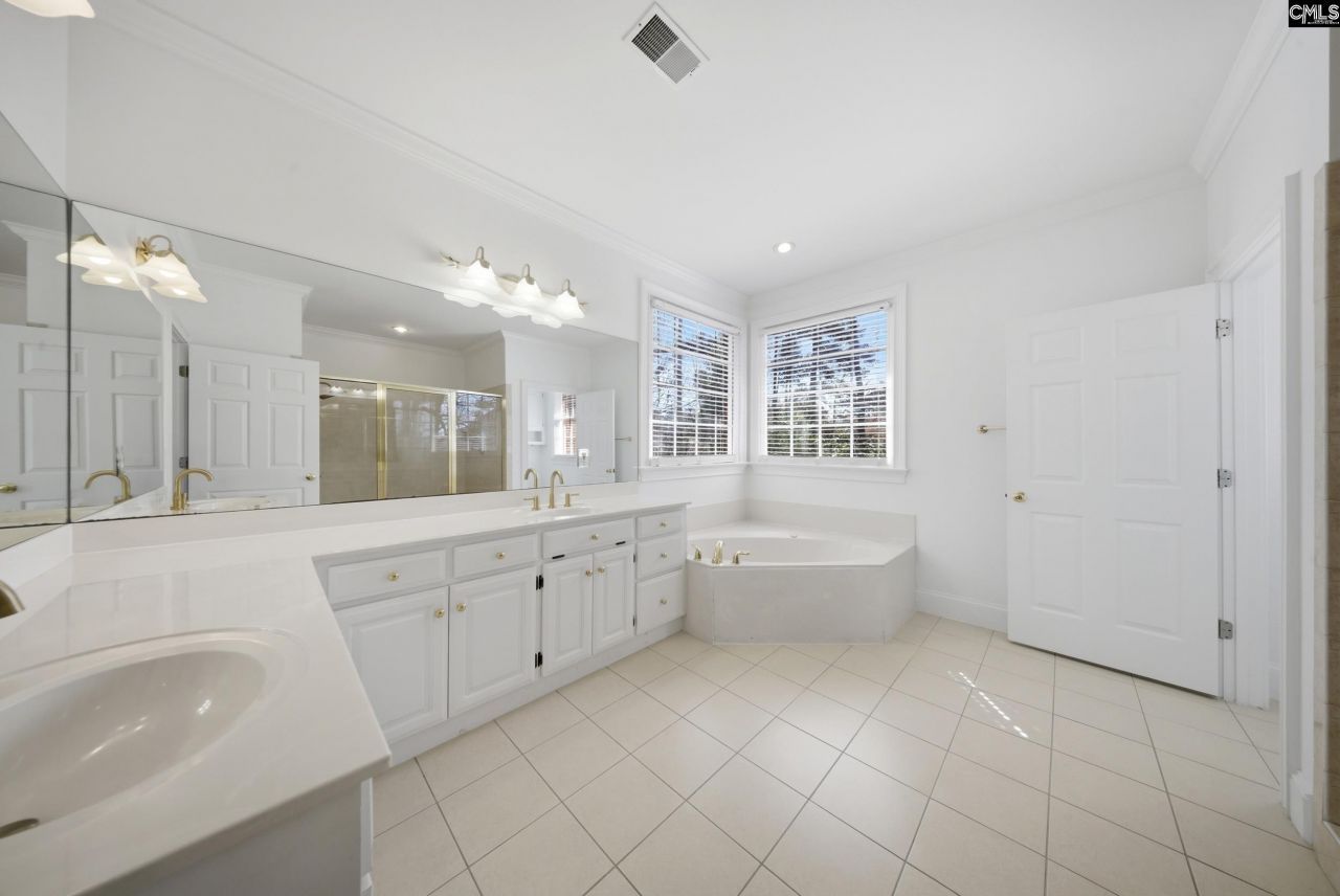 3 Aderley Court  Photo 55