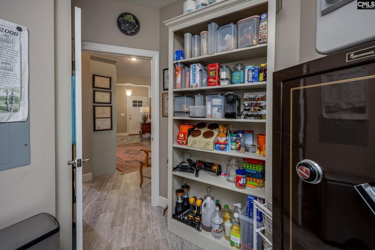 741 Wildwood Road Photo 33