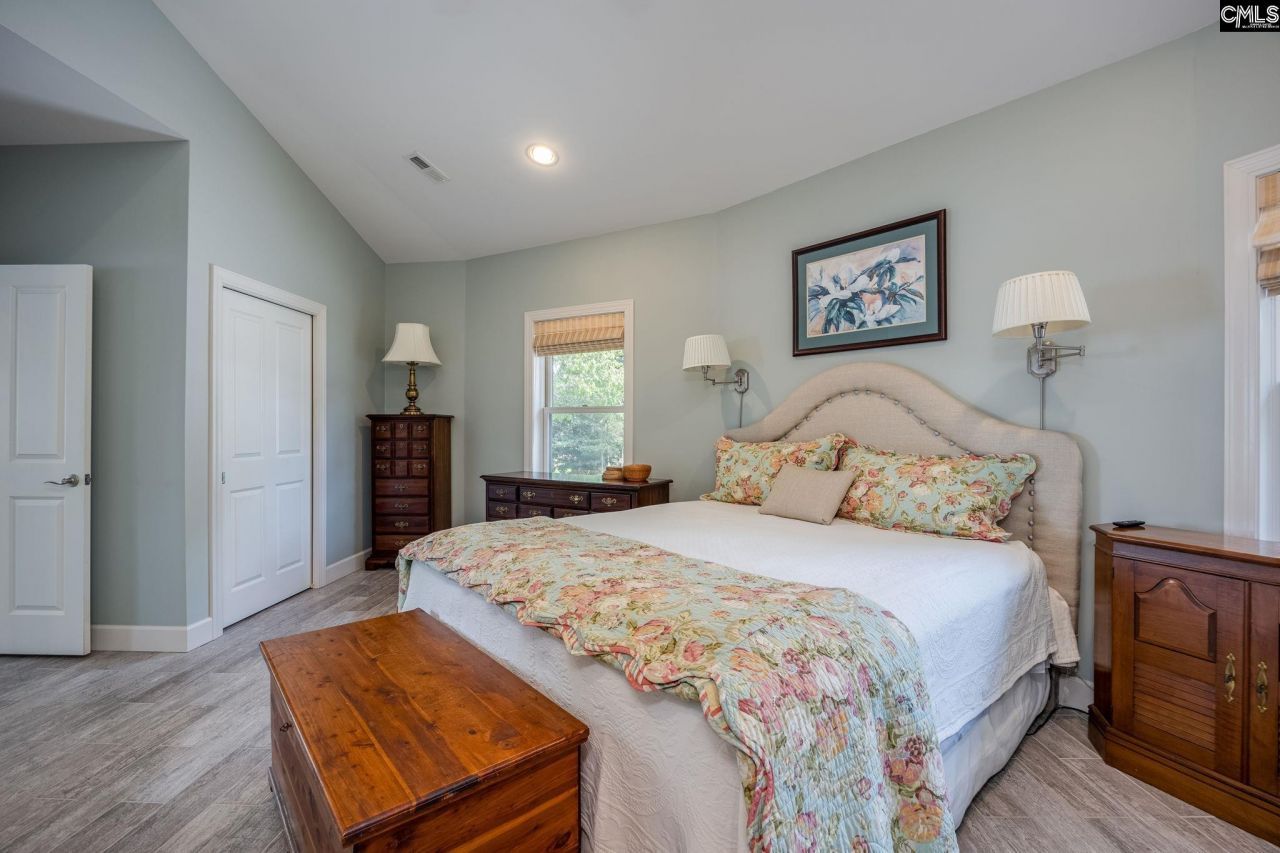 741 Wildwood Road Photo 36