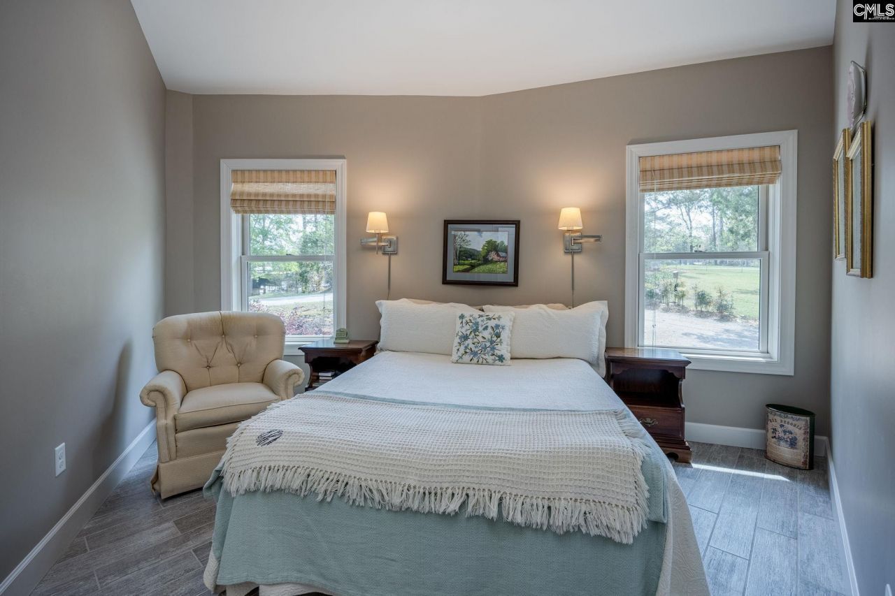 741 Wildwood Road Photo 43