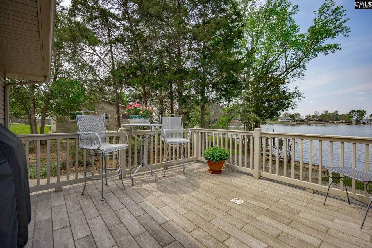 741 Wildwood Road Photo 50