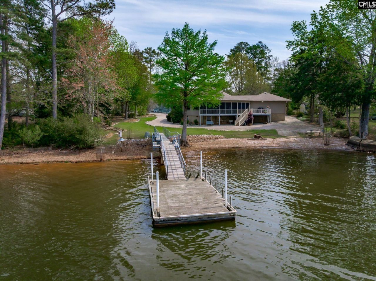 741 Wildwood Road Photo 59