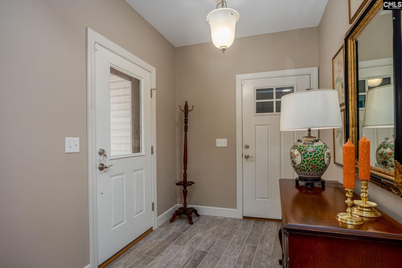 741 Wildwood Road Photo 9