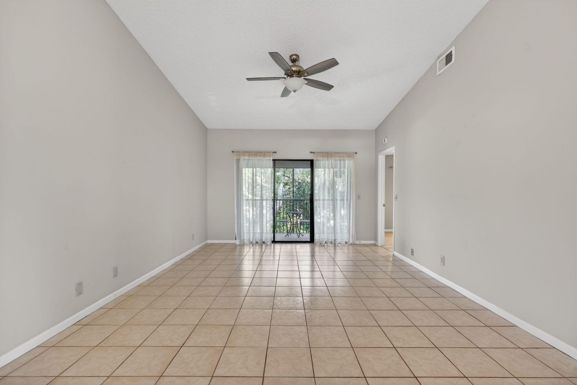 2301 Sabal Ridge Court, Unit H, Palm Beach Gardens, FL 33418 Photo