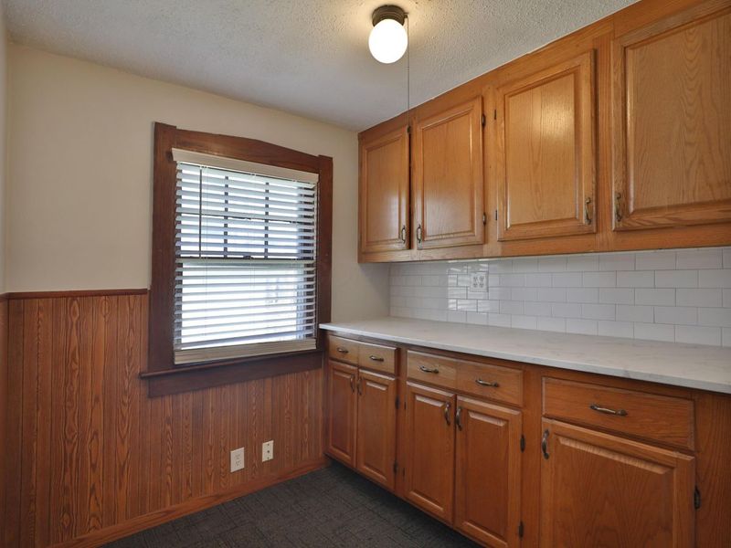 557 Woodbury Avenue, Columbus, OH 43223 Photo 18