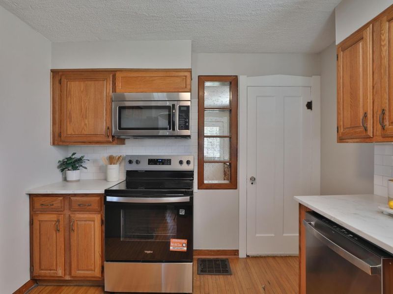 557 Woodbury Avenue, Columbus, OH 43223 Photo 19