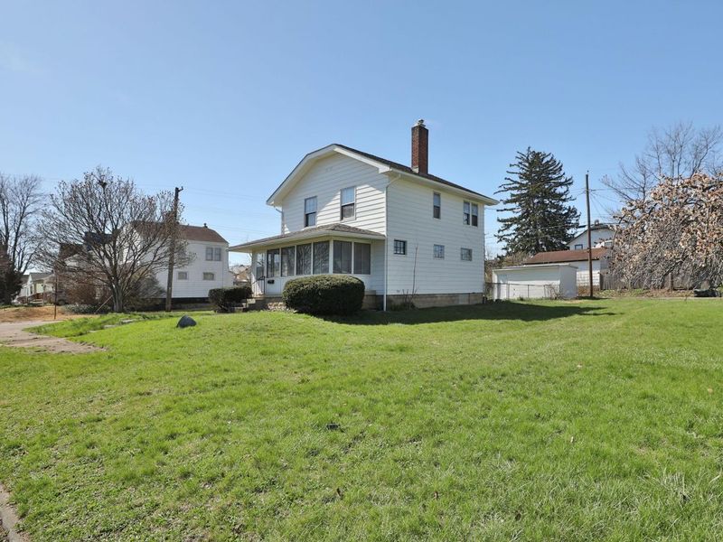 557 Woodbury Avenue, Columbus, OH 43223 Photo 4