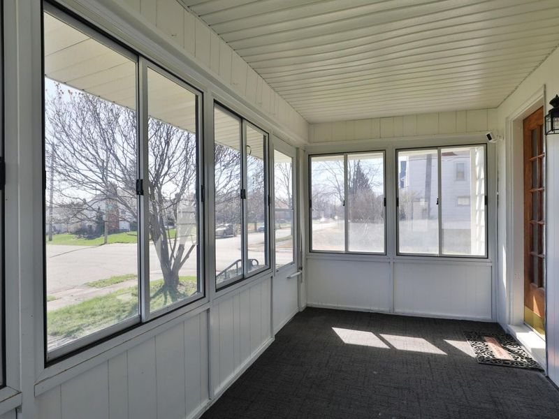 557 Woodbury Avenue, Columbus, OH 43223 Photo 6