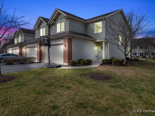 1260 West Lake Drive , Cary, IL 60013