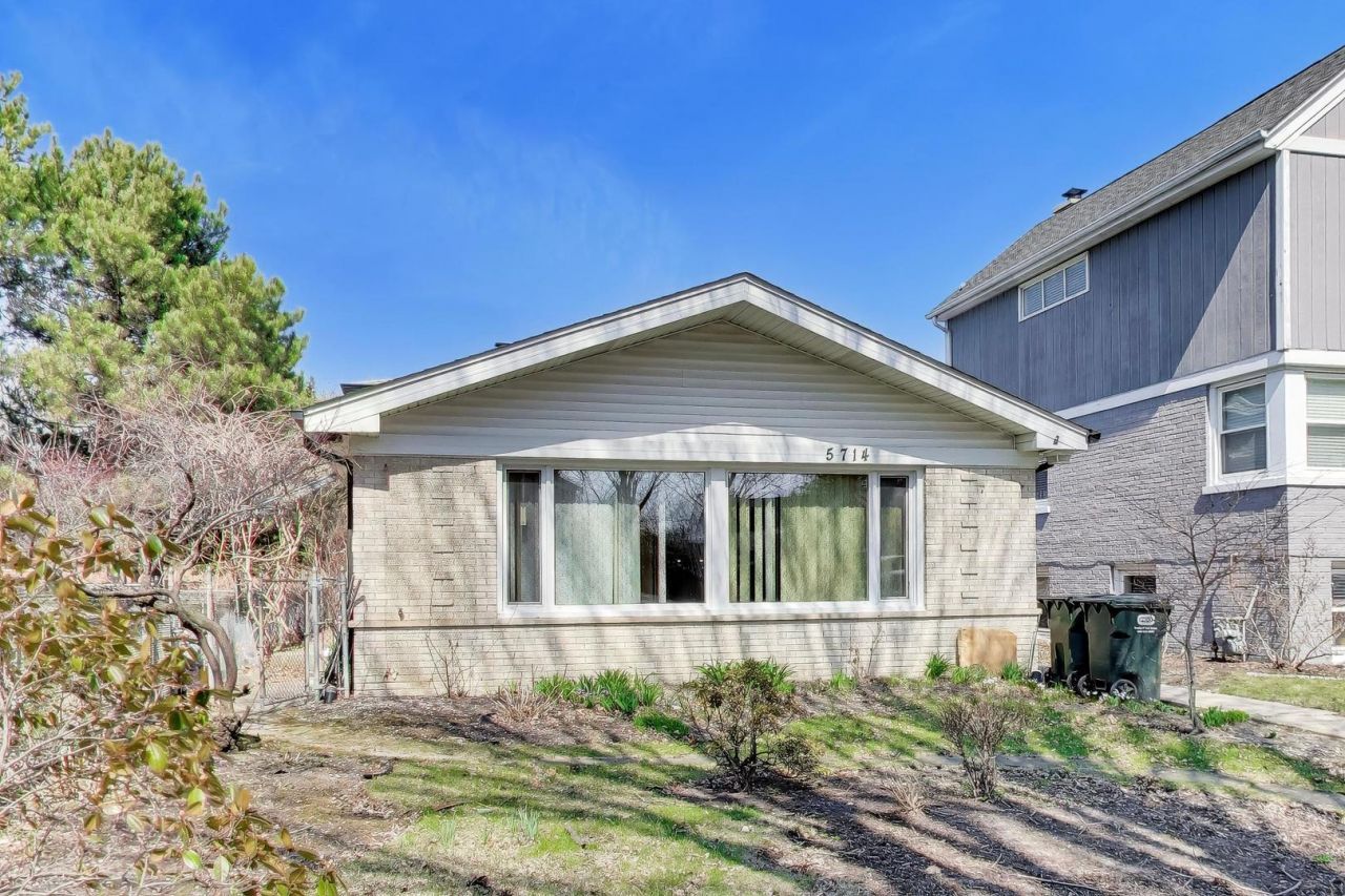 5714 Crain Street, Morton Grove, IL 60053 Main Photo