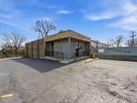 8507 S Roberts Road, Justice, IL 60458 primary photo