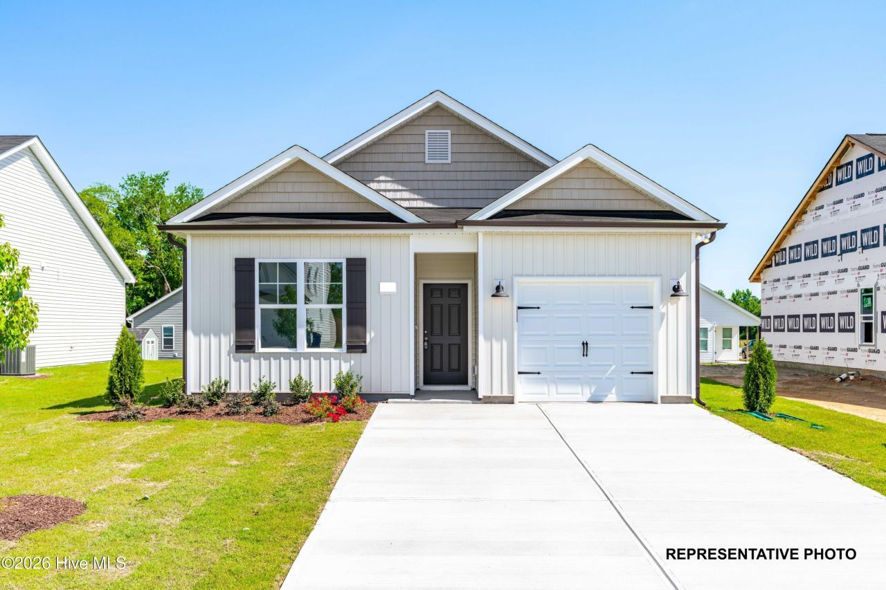 45 W Coulter Court, Selma, NC 27576 Main Photo