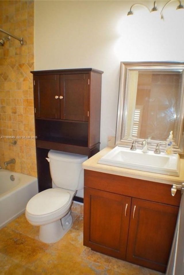 7048 SW 83rd Ct , Miami, FL 33143 Photo