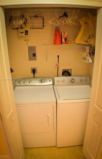 7048 SW 83rd Ct , Miami, FL 33143 Photo