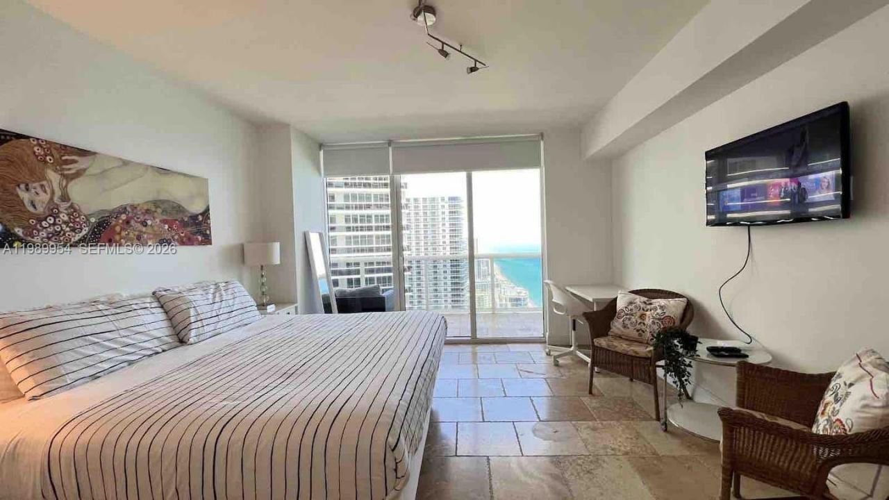 1830 S Ocean Dr , Unit 4010, Hallandale Beach, FL 33009 Photo