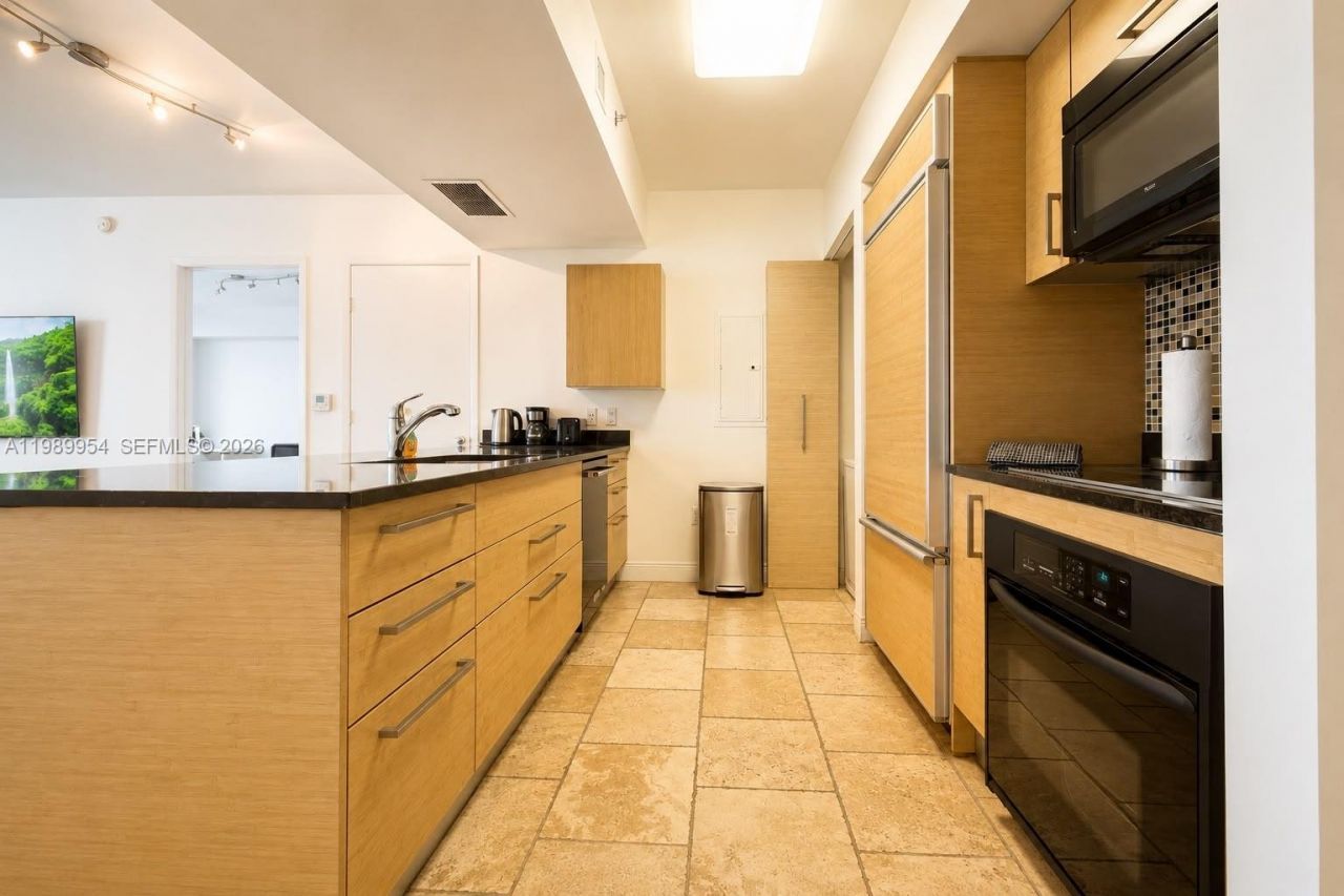 1830 S Ocean Dr, Unit 4010, Hallandale Beach, FL 33009 Photo