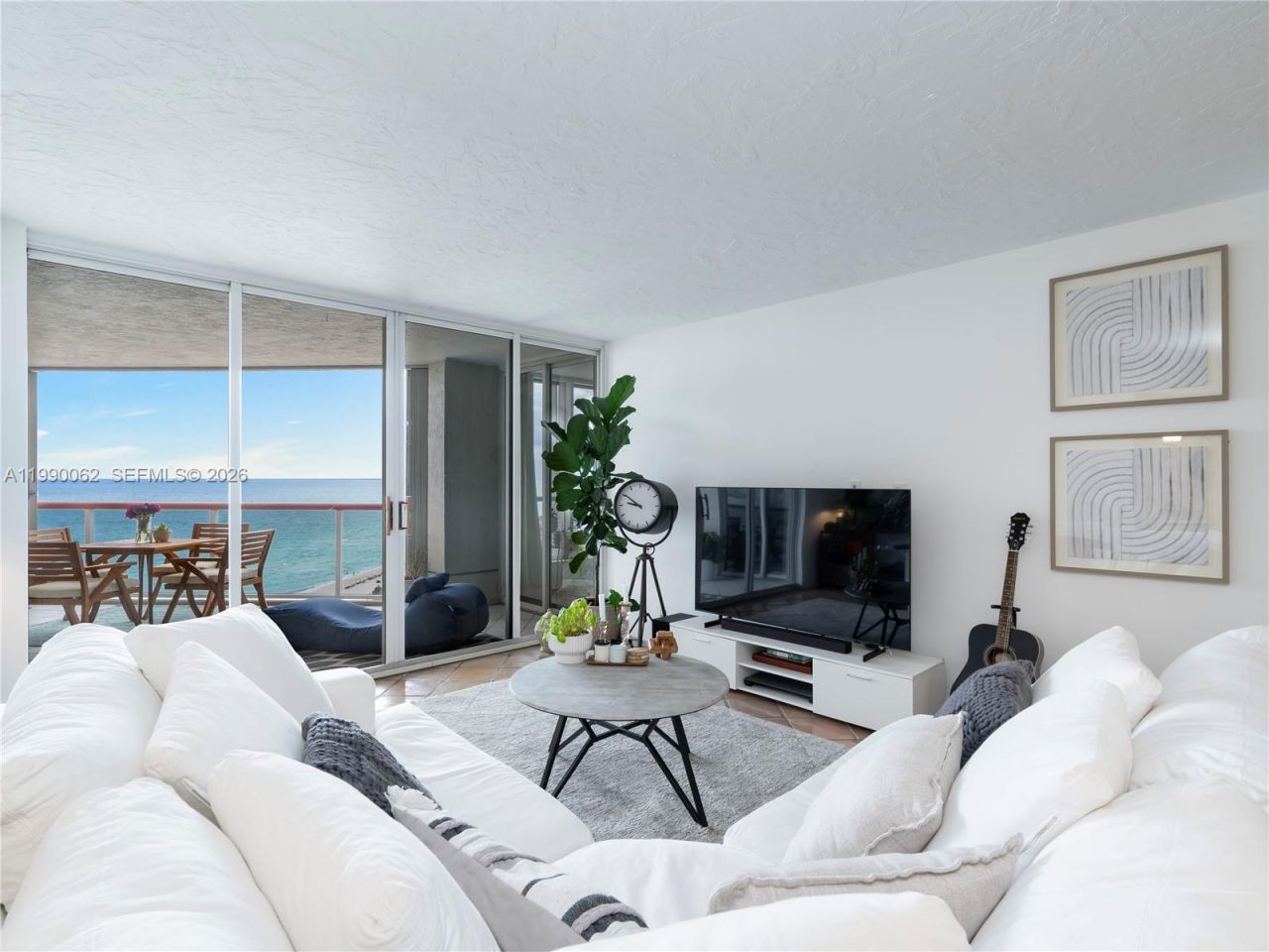 6767 Collins Ave , Unit 1704, Miami Beach, FL 33141 Photo