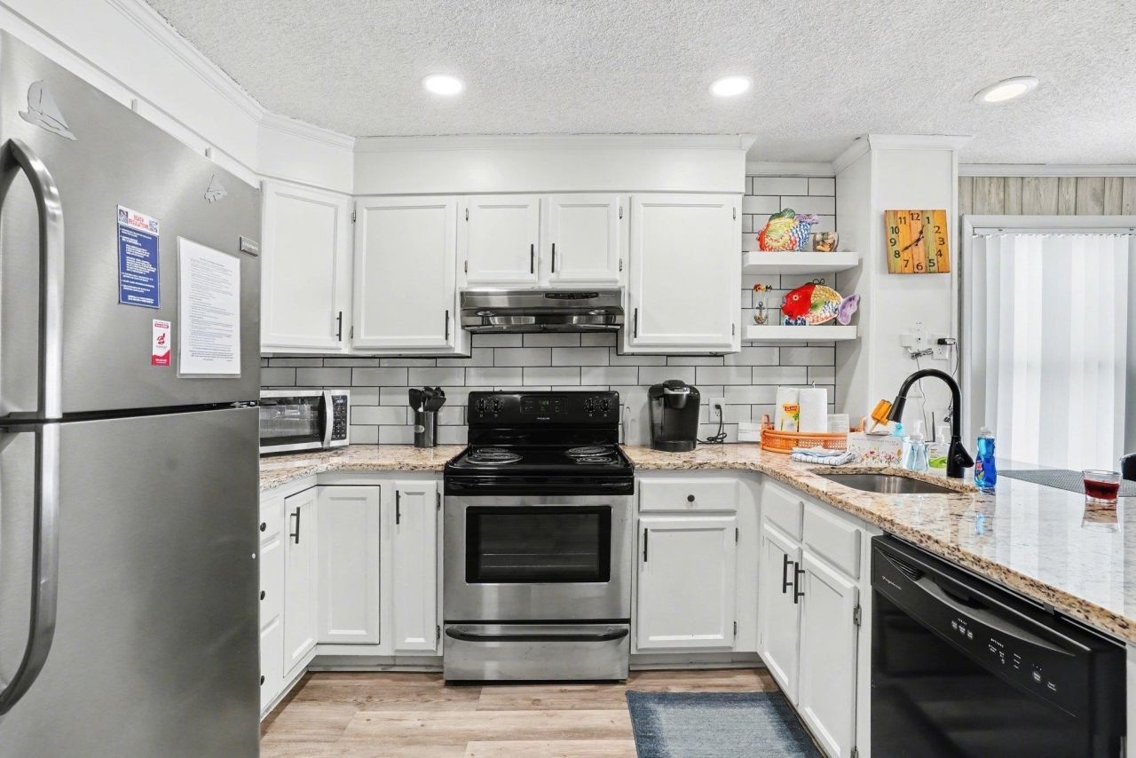 4315 S Ocean Blvd. Photo 9