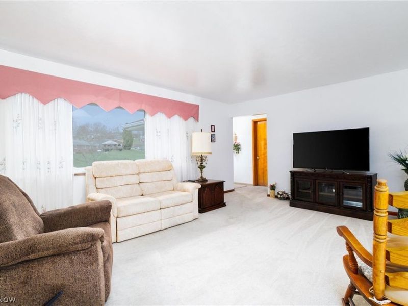 132 Bryden Road, Steubenville, OH 43953 Photo 6