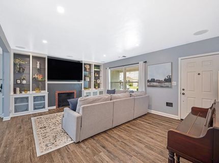 3422 David Way, Sacramento, CA 95820 Photo