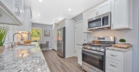 3422 David Way, Sacramento, CA 95820 Photo