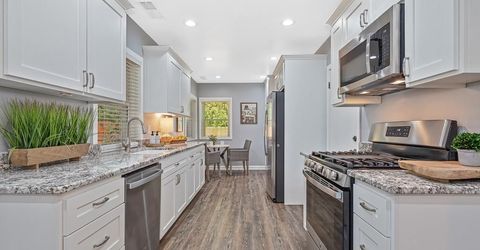 3422 David Way, Sacramento, CA 95820 Photo