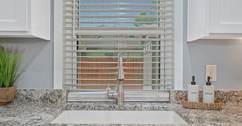 3422 David Way, Sacramento, CA 95820 Photo