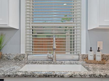 3422 David Way, Sacramento, CA 95820 Photo