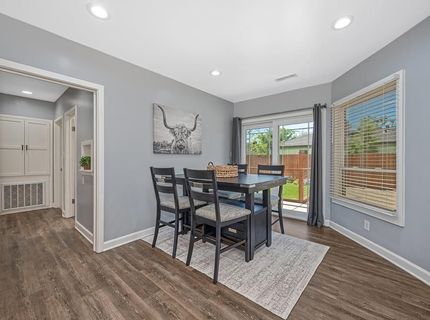 3422 David Way, Sacramento, CA 95820 Photo