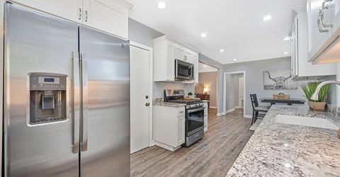 3422 David Way, Sacramento, CA 95820 Photo