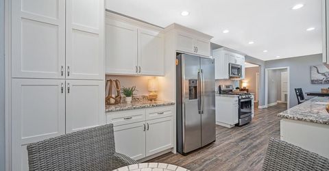 3422 David Way, Sacramento, CA 95820 Photo