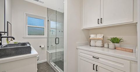 3422 David Way, Sacramento, CA 95820 Photo