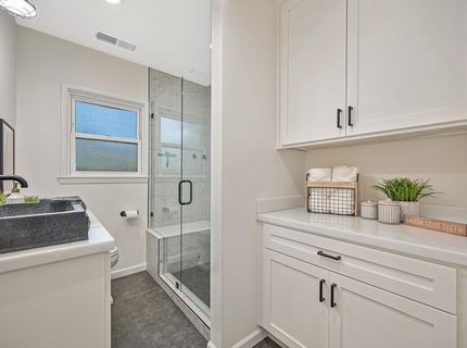 3422 David Way, Sacramento, CA 95820 Photo