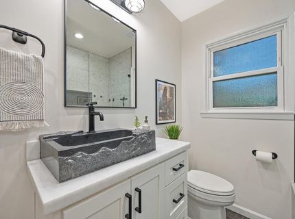 3422 David Way, Sacramento, CA 95820 Photo